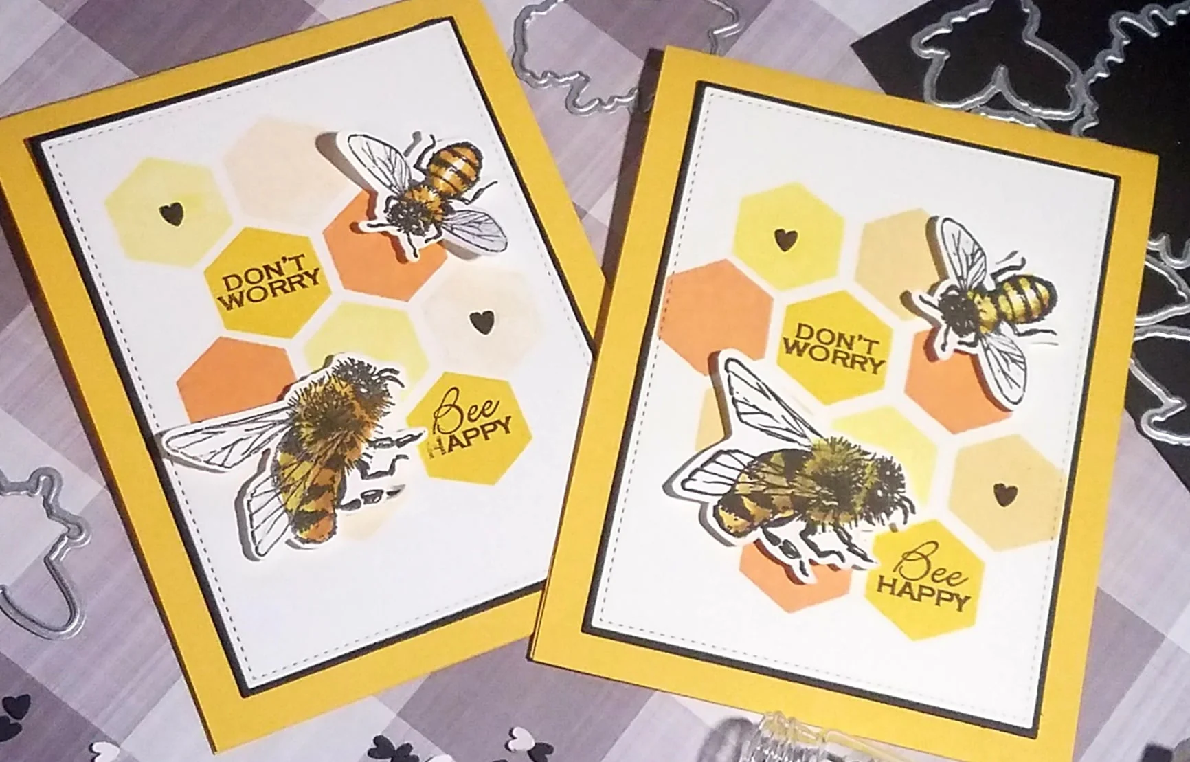 STAMPS- Beautiful Bees - Image 10